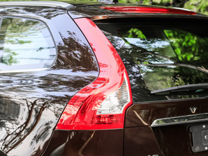 20172.0T T5 AWD Խ ^