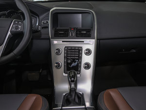 2017款2.0T T5 AWD 智远版 中控台