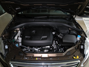 2017款2.0T T5 AWD 智远版 发动机