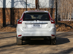 2017款2.0T T5 AWD 个性运动升级版 正后	