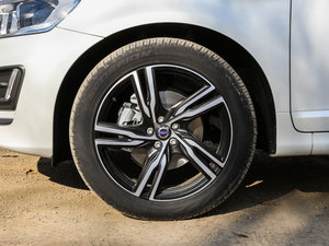 20172.0T T5 AWD \ ݆Ȧ