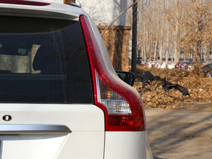 20172.0T T5 AWD \ β