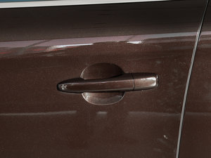 20172.0T T5 AWD M {T