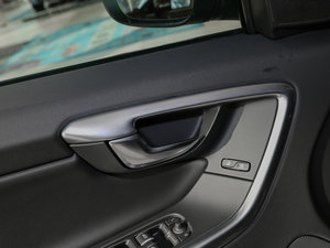 20172.0T T5 AWD M(jn)(j) g