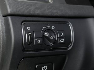 20172.0T T5 AWD M п؅^