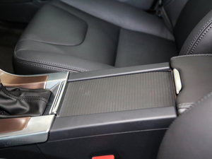 20172.0T T5 AWD M п؅^