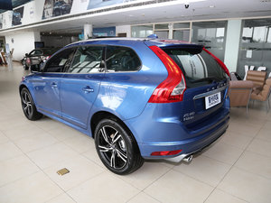 2017款2.0T T5 AWD 个性运动升级版 左后45度