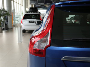 20172.0T T5 AWD \ (ji)^