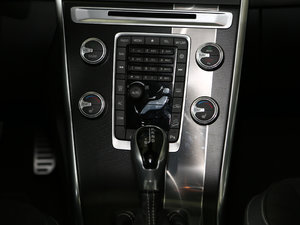 20172.0T T5 AWD \ {{