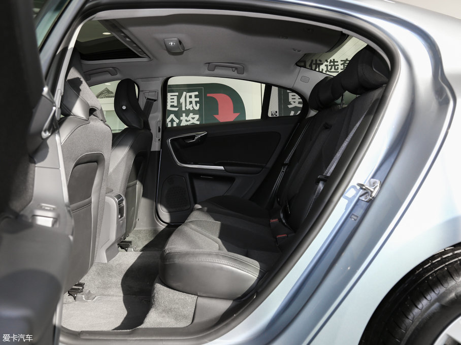 2017֠S60 L 1.5T T3 а