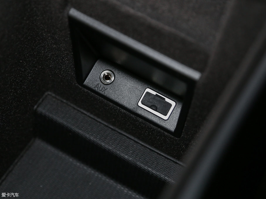 2017֠S60 L 1.5T T3 а