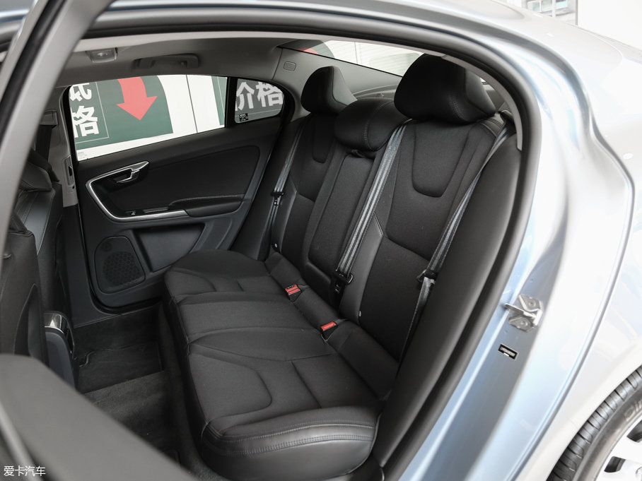 2017֠S60 L 1.5T T3 а