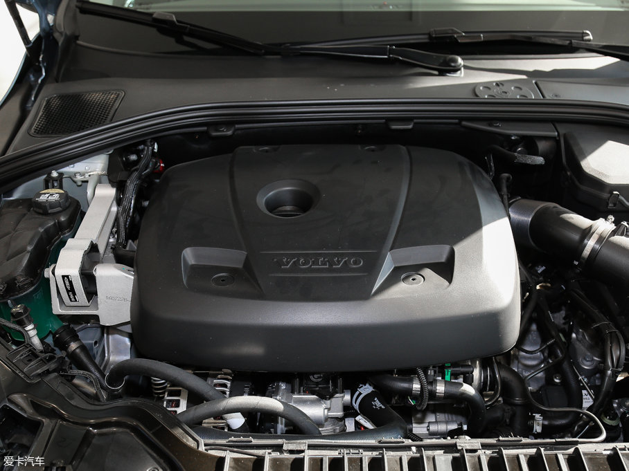 2017֠S60 L 1.5T T3 а