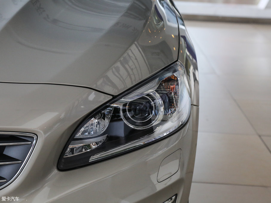 2017֠S60 L 2.0T T5 S