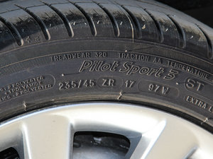 2017L 2.0T T4 h(yun) ݆̥ߴ