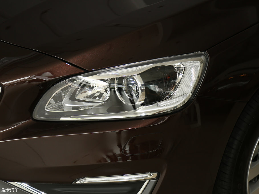 2018֠S60 L 1.5T T3 M