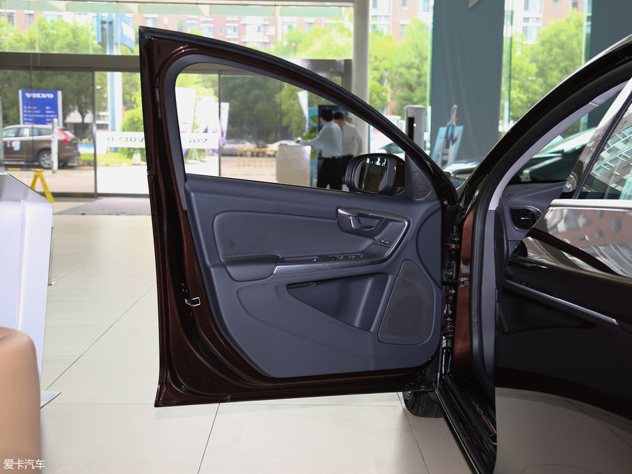 2018֠S60 L 1.5T T3 M