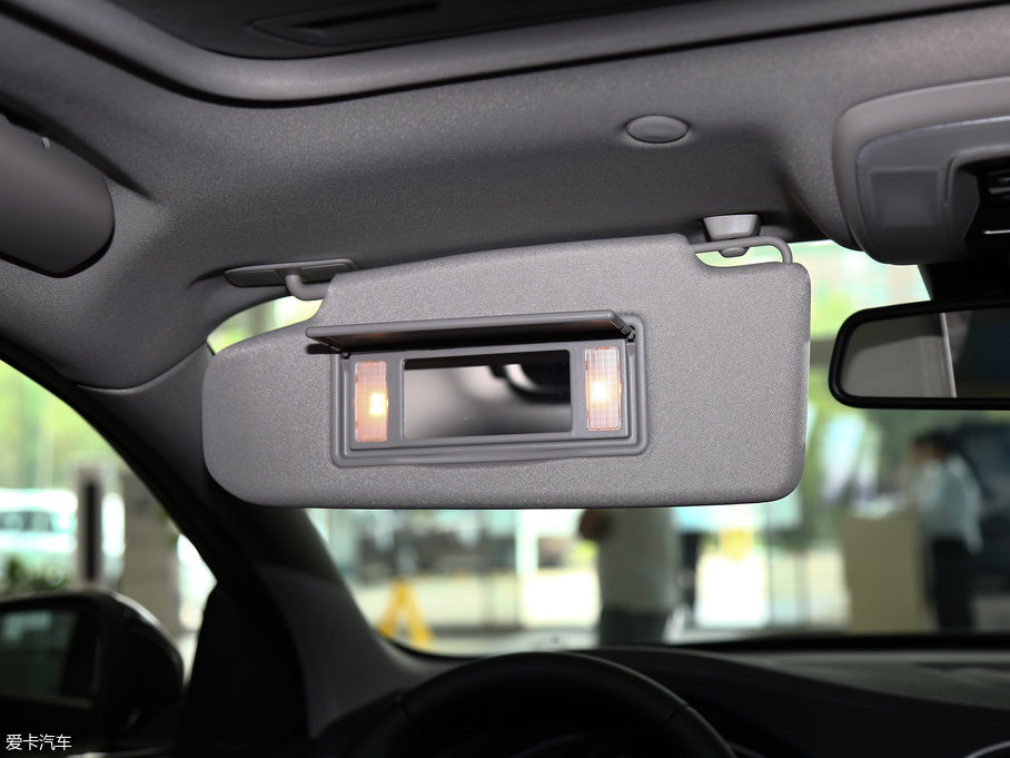 2018֠S60 L 1.5T T3 M