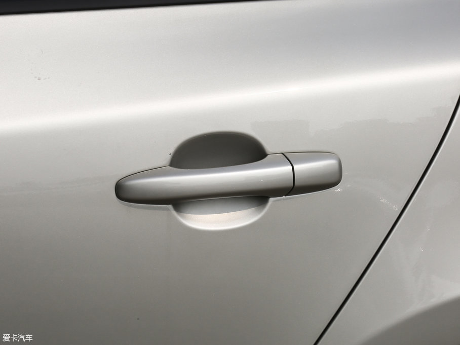 2018֠S60 L 1.5T T3 а