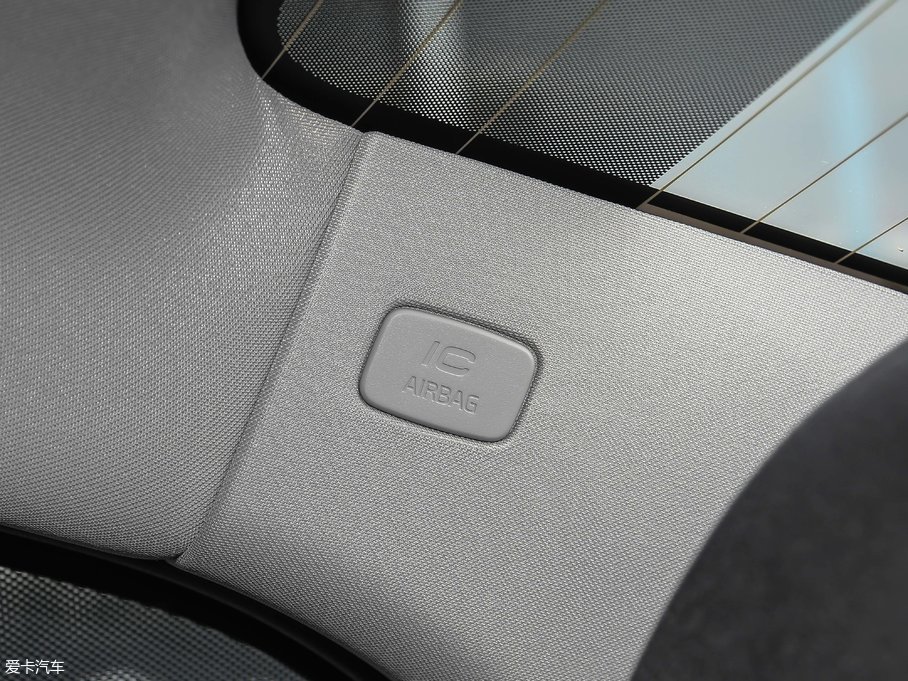 2018���֠���S60 L 1.5T T3 ���а�