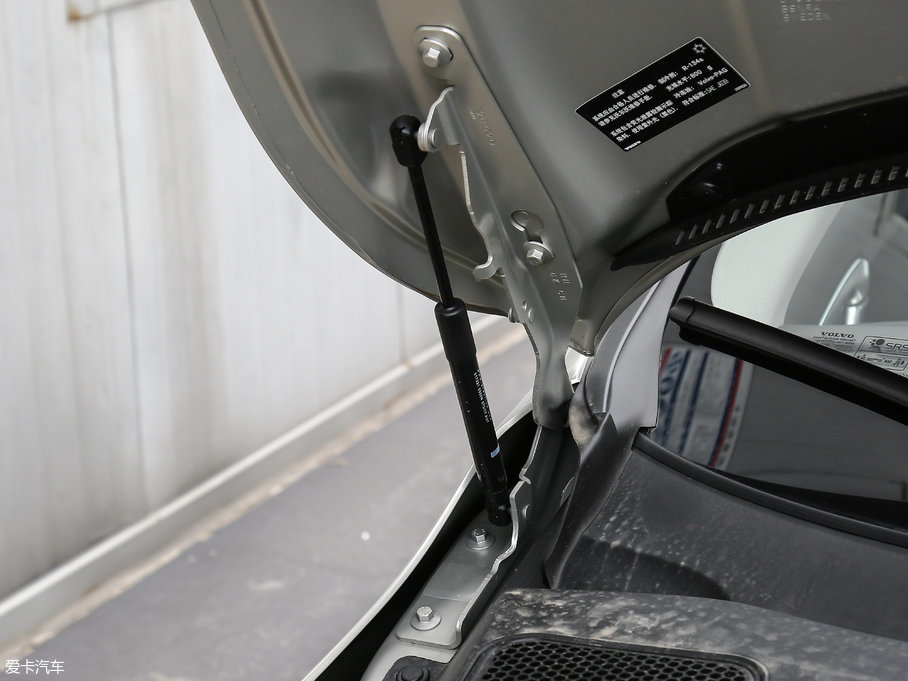 2018���֠���S60 L 1.5T T3 ���а�