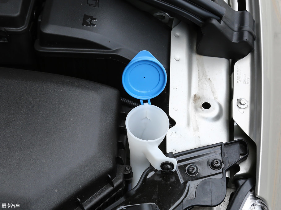 2018���֠���S60 L 1.5T T3 ���а�