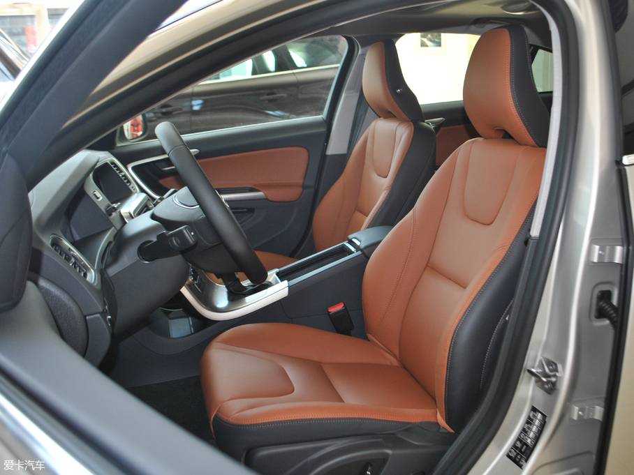 2018֠S60 L 1.5T T3 M