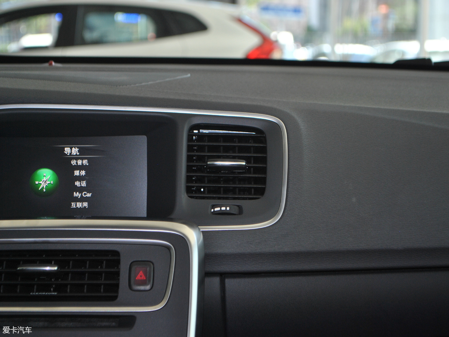 2018֠S60 L 1.5T T3 M