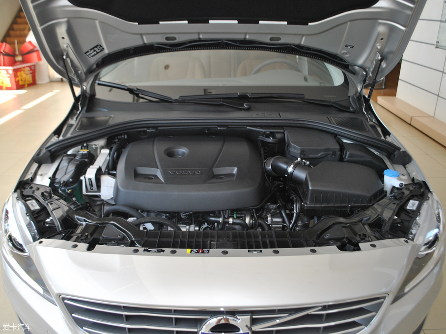 2018֠S60 L 1.5T T3 M