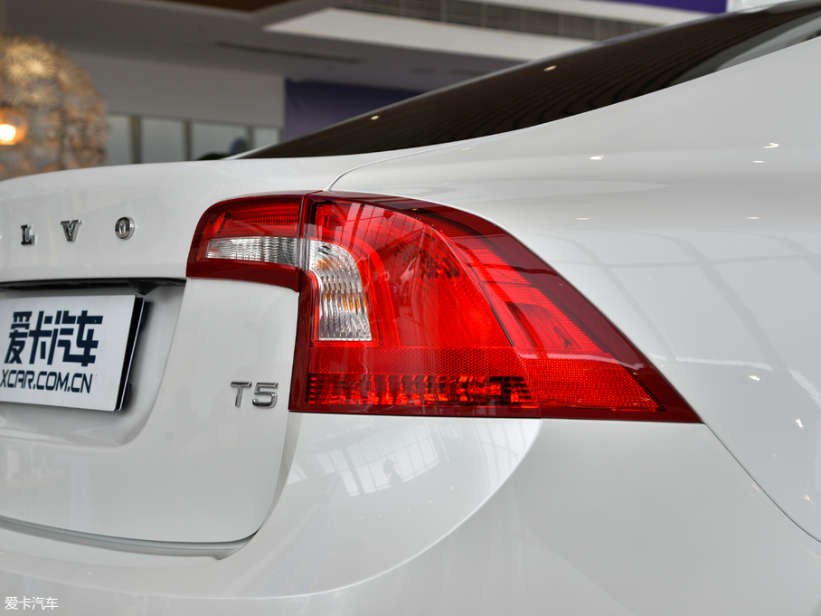 2018���֠���S60 L 2.0T T5 ���S��