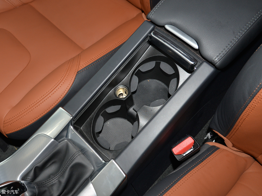 2018���֠���S60 L 2.0T T5 ���S��