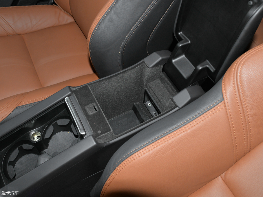 2018���֠���S60 L 2.0T T5 ���S��