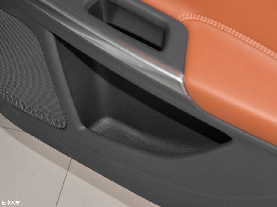 2018���֠���S60 L 2.0T T5 ���S��