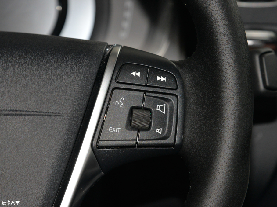 2018���֠���S60 L 2.0T T5 ���S��