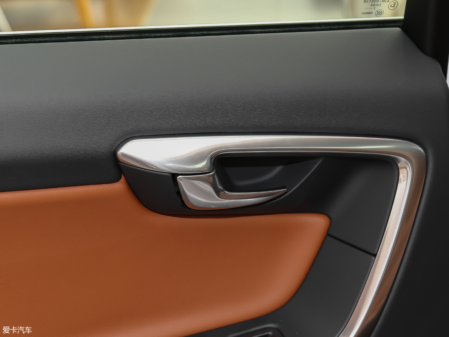 2018���֠���S60 L 2.0T T4 ���h��