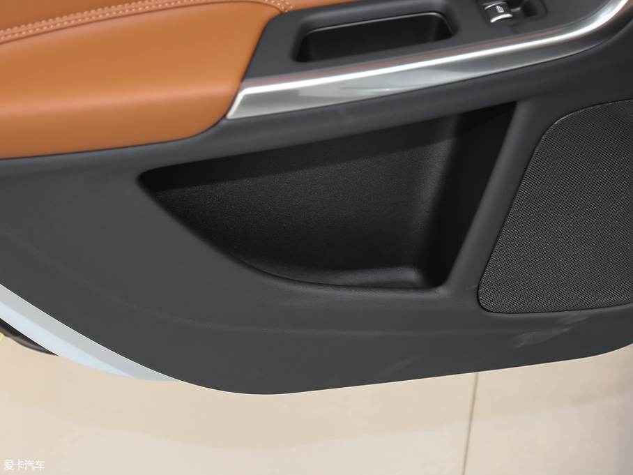 2018���֠���S60 L 2.0T T4 ���h��