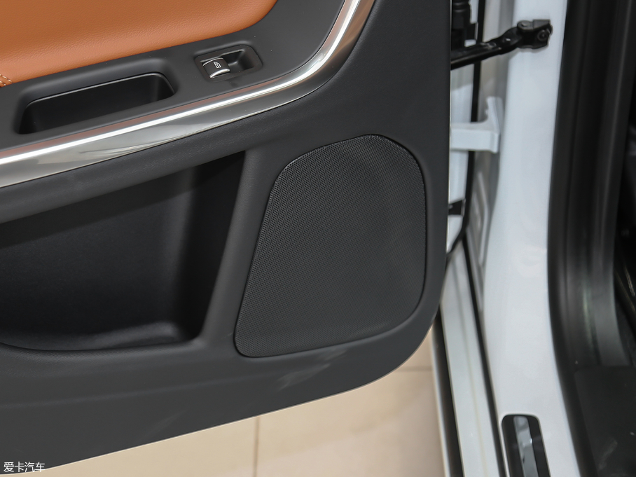 2018���֠���S60 L 2.0T T4 ���h��