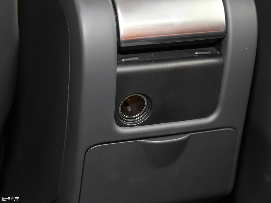 2018���֠���S60 L 2.0T T4 ���h��