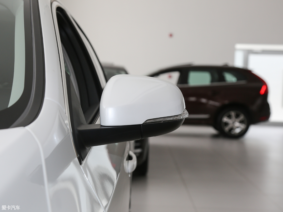 2018֠S60 L 1.5T T3 а