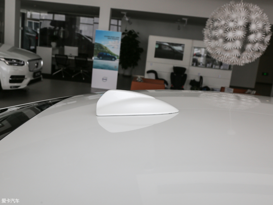 2018֠S60 L 1.5T T3 а