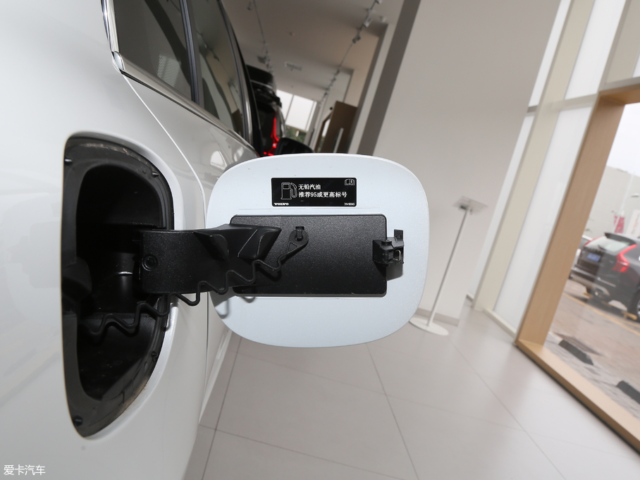 2018֠S60 L 1.5T T3 а