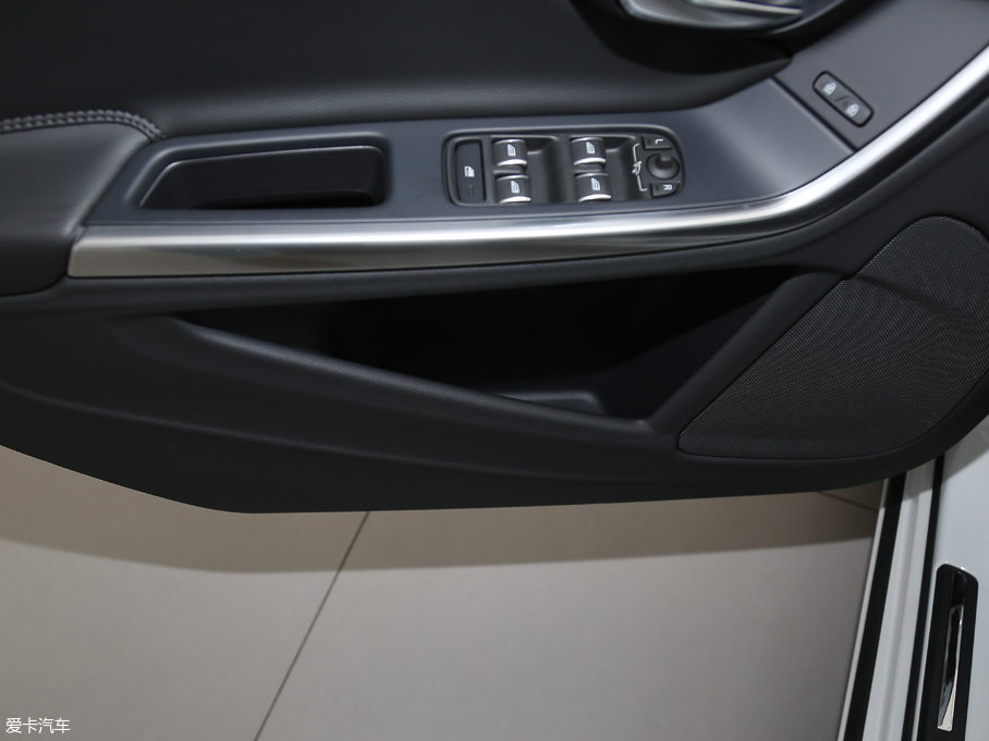 2018֠S60 L 1.5T T3 а