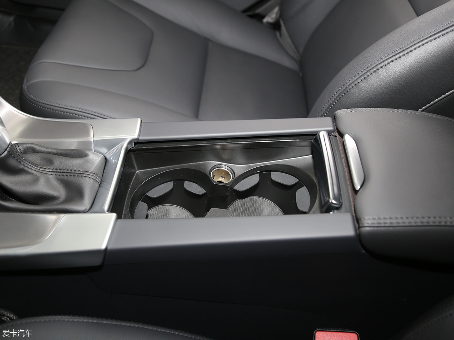 2018֠S60 L 1.5T T3 а