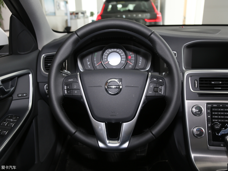 2018���֠���S60 L 1.5T T3 ���а�