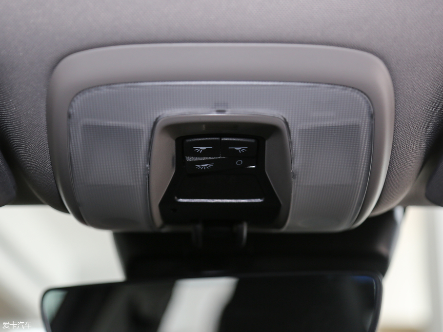 2018֠S60 L 1.5T T3 а