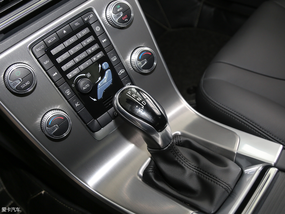 2018֠S60 L 1.5T T3 а