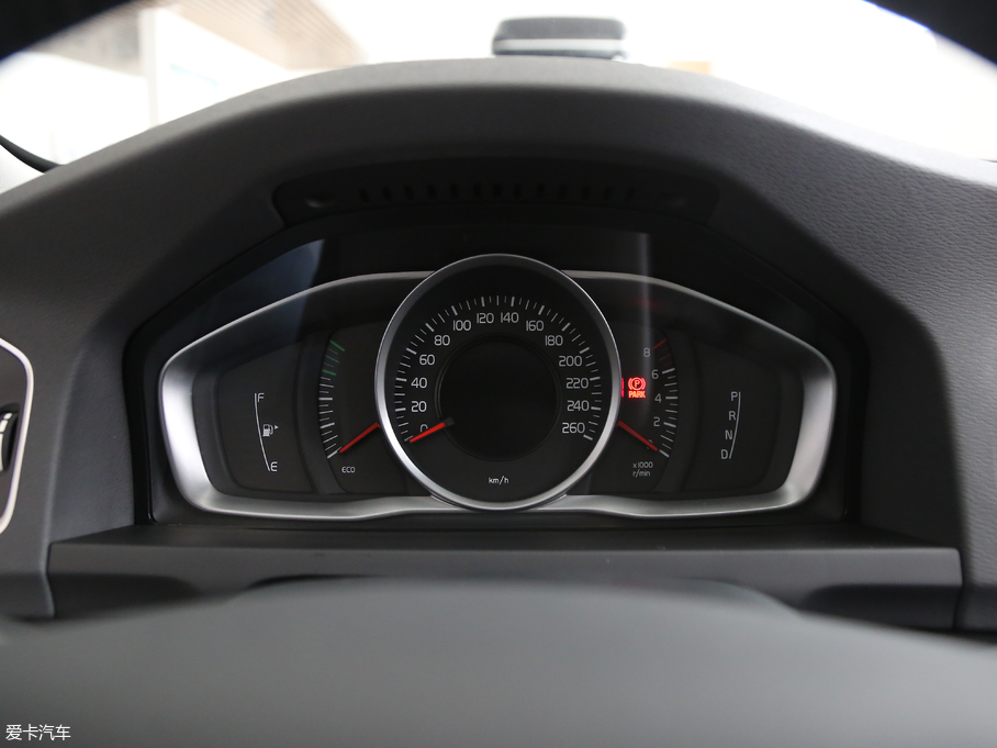 2018֠S60 L 1.5T T3 а