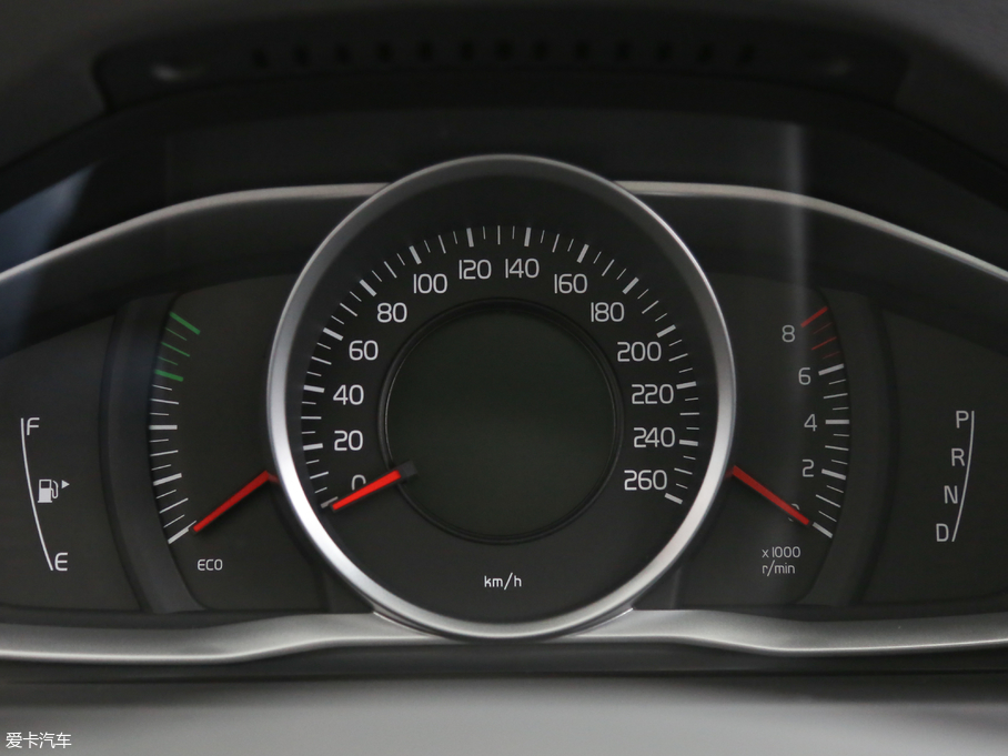 2018֠S60 L 1.5T T3 а