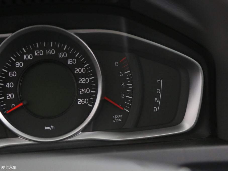 2018֠S60 L 1.5T T3 а