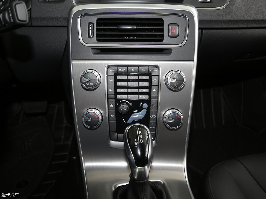 2018֠S60 L 1.5T T3 а